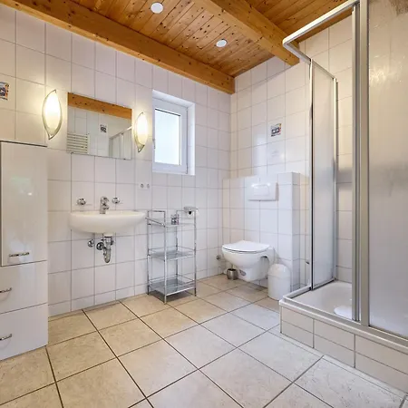 Nyaraló Luette Hus 2 *